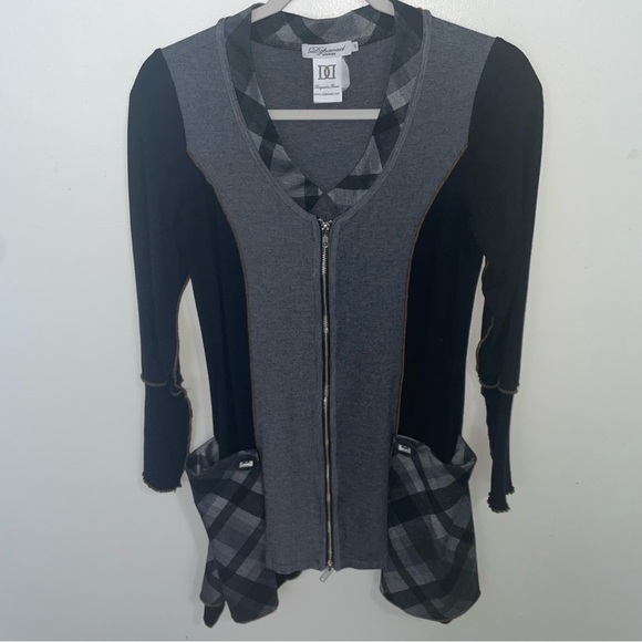 Dzhavael Couture Gray and Black Plaid Lagen Look Goth Full Zip Jacket Size S - Picture 1 of 6